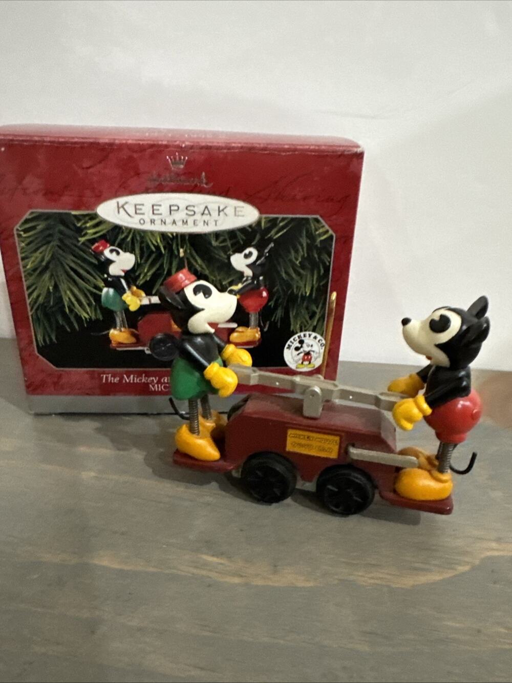 Mickey and Minnie Handcar Lionel 1998 Hallmark Keepsake Ornament DISNEY NOS